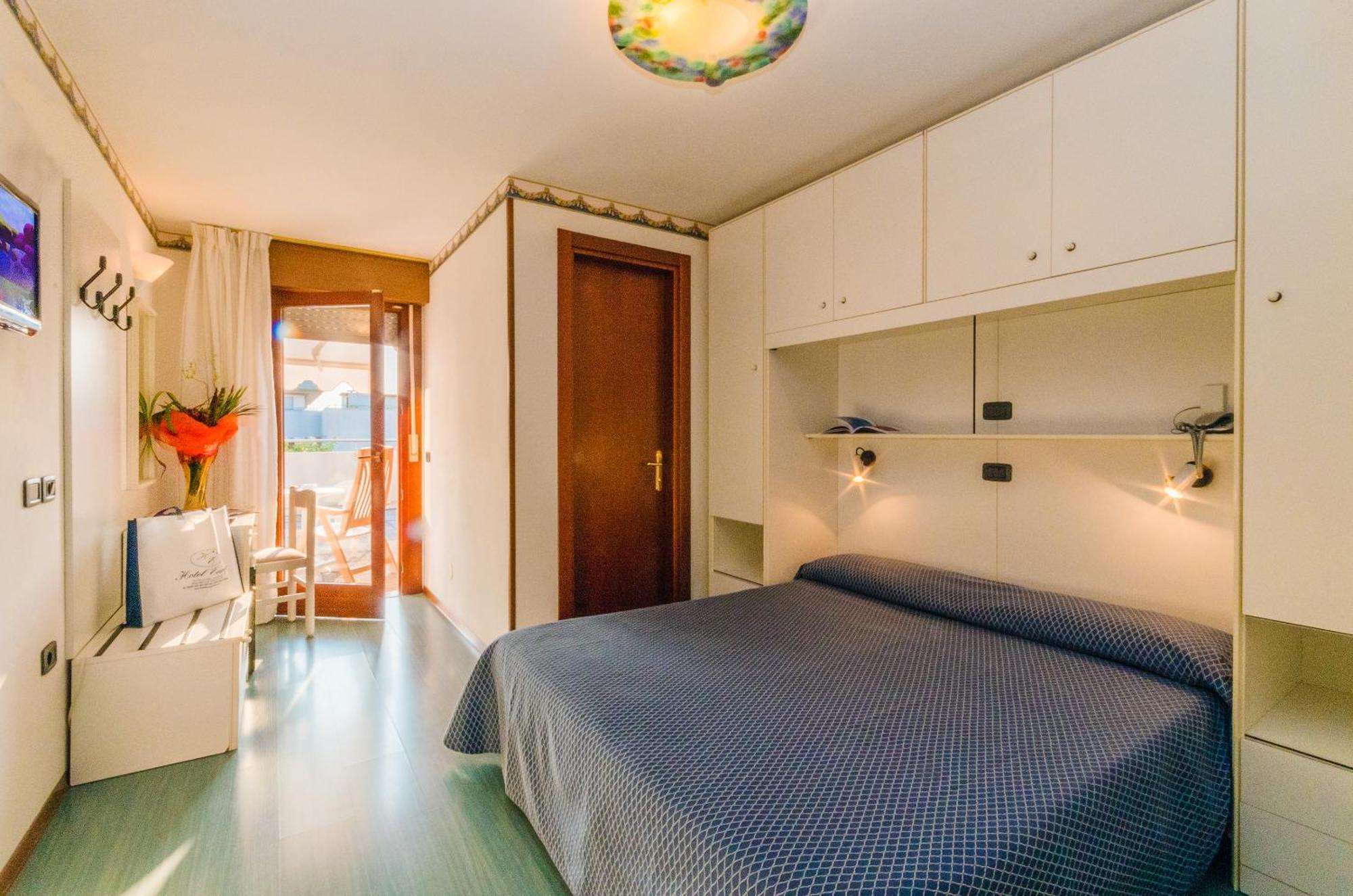 Hotel Europa Bibione Exterior foto