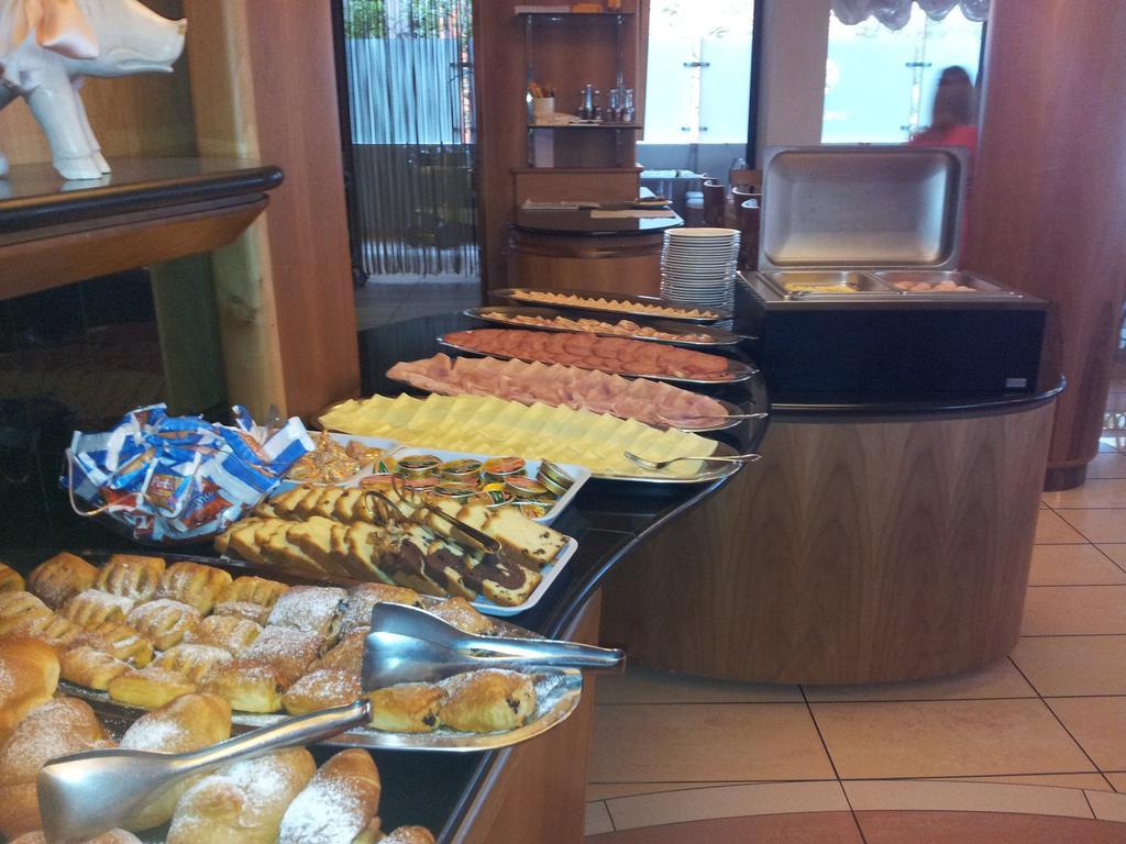 Hotel Europa Bibione Exterior foto